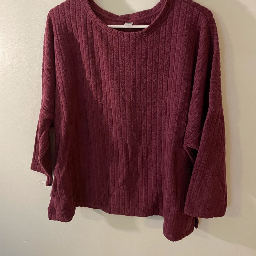 Maroon wide rubbed sweater